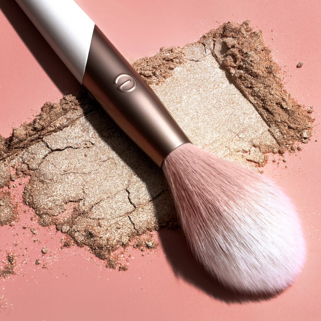 Luxe Soft Highlight Brush